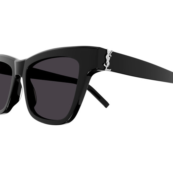 Yves Saint Laurent - M106