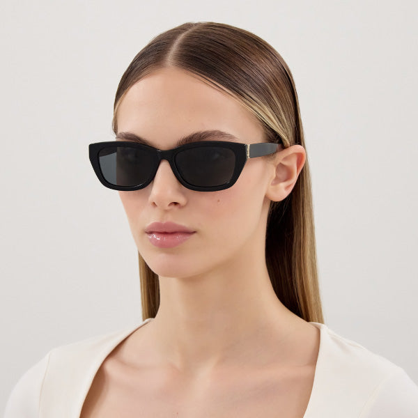 Yves Saint Laurent - M153