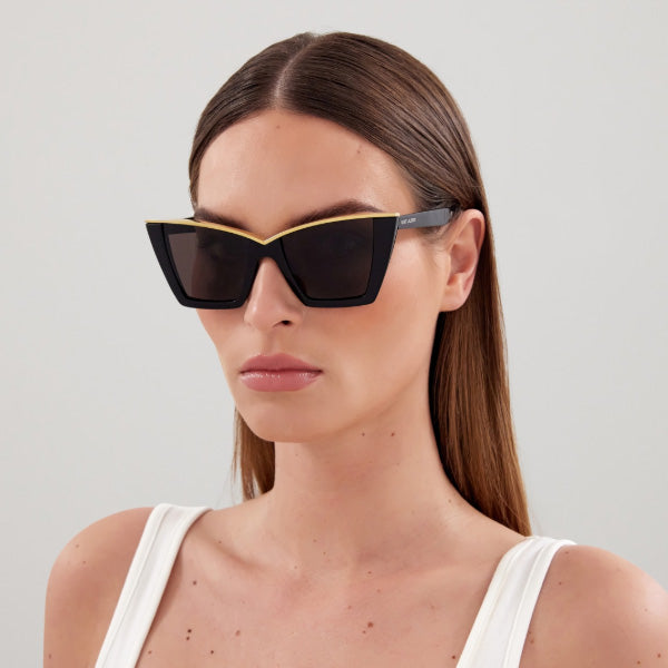 Yves Saint Laurent - 570