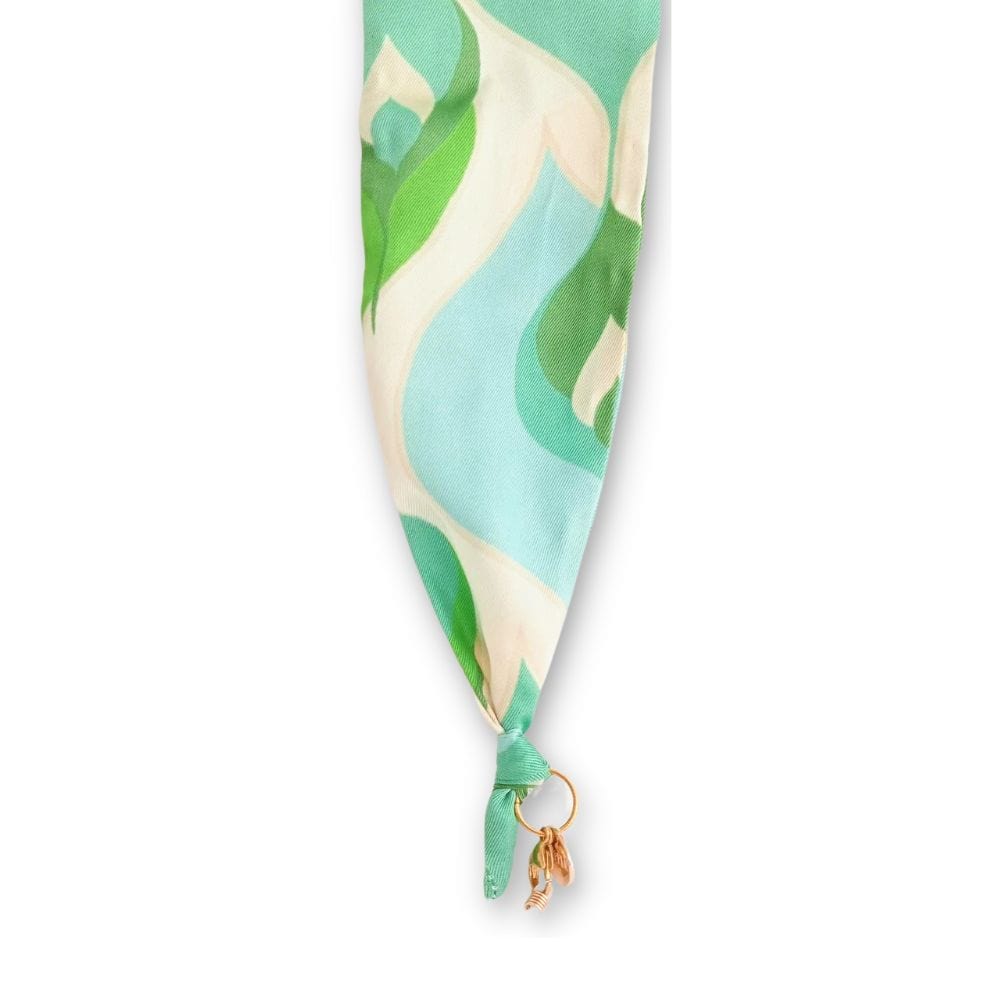 Pañuelo de seda print flores verdes